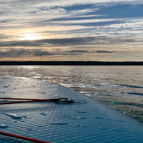 sup στη θάλασσα