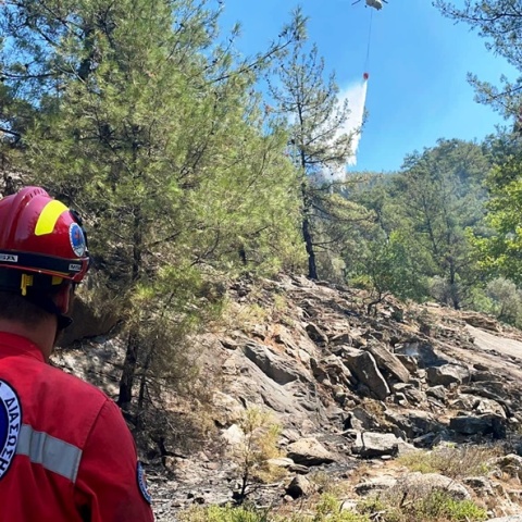 Φωτιά στη Θάσο: Μέλος Ελληνικής Ομάδας Διάσωσης