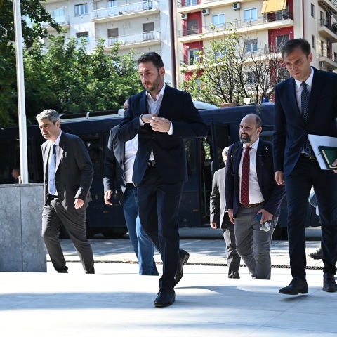 Η υπόθεση παρακολούθησης του Νίκου Ανδρουλάκη, οι πολιτικές ευθύνες και η υπεράσπιση των δημοκρατικών αξιών.