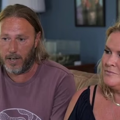 Οι γονείς του 22χρονου Βρετανού που σκοτώθηκε στα Σπάτα