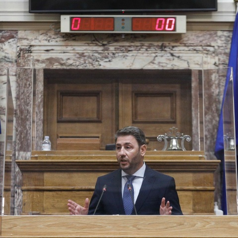 Η υπόθεση παρακολούθησης του Νίκου Ανδρουλάκη, η αντίδραση του ΠΑΣΟΚ - ΚΙΝΑΛ και οι πολιτικές εξελίξεις.