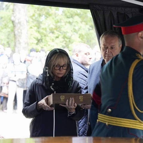 Ο τελευταίος ασπασμός από την κόρη του Μιχαήλ Γκορμπατσόφ