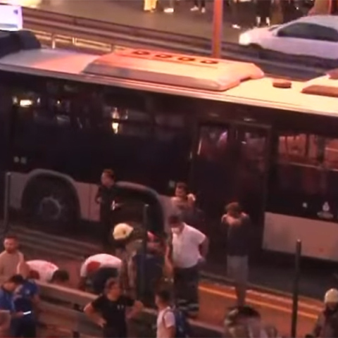 Καραμπόλα τεσσάρων λεωφορείων στην Κωνσταντινούπολη