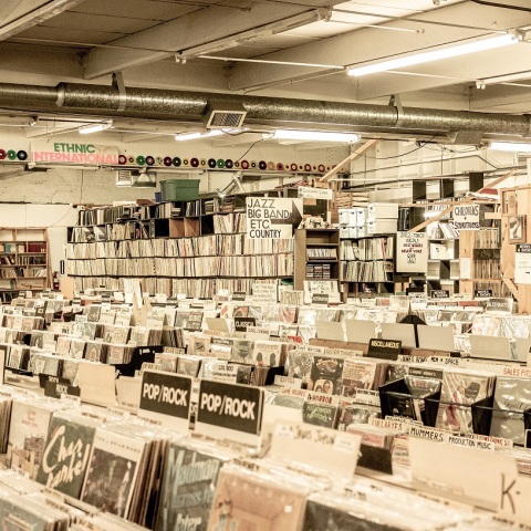 Αναμνήσεις από δισκοπωλεία