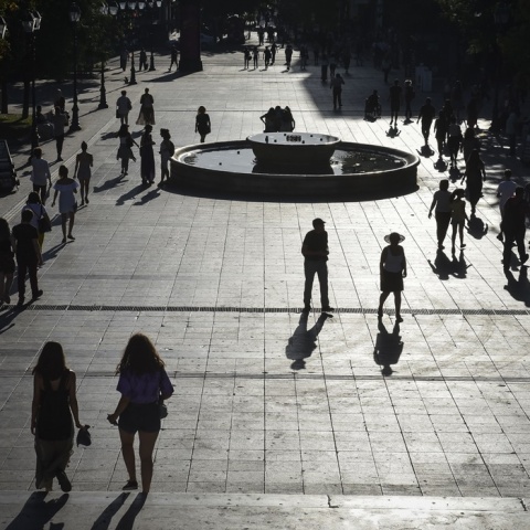 Πολίτες στο κέντρο της Αθήνας