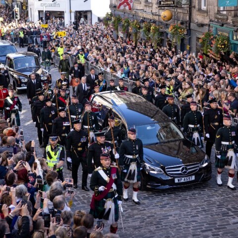 Αντιμοναρχικοί συνελήφθησαν στην Σκωτία μετά από αντιδράσεις σε εκδηλώσεις για τον θάνατο της Ελισάβετ