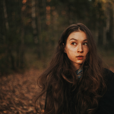 Ένα κορίτσι. 