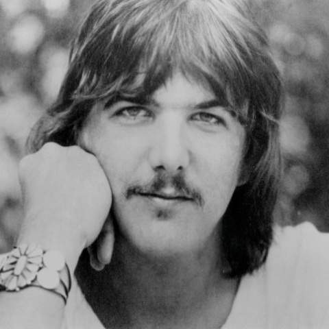 Gram Parsons: Η ζωή και το έργο του θρυλικού μουσικού της country rock