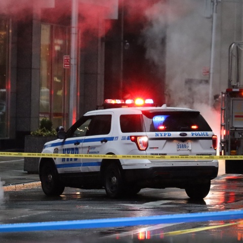 Ανθρωποκυνηγητό στο Μπρούκλιν της Νέας Υόρκης για τη διαλεύκανση υπόθεσης ανθρώπινων μελών σε διαμέρισμα - Αγνοείται η 20χρονη ένοικος του σπιτιού.