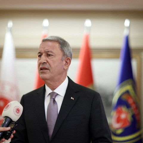 Χουλουσί Ακάρ: Ο Τούρκος υπουργός Άμυνας ενισχύει την εμπρηστική ρητορική της Άγκυρας προς την Ελλάδα - Νέες απειλές μετά την ομιλία του πρωθυπουργού στη Νέα Υόρκη. 