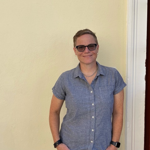 Chris Nee: Συνέντευξη με τη δημιουργό και διευθύντρια παραγωγής σειρών κινουμένων σχεδίων του Netflix για τις μεγάλες animation επιτυχίες, τη διαφορετικότητα στην ψυχαγωγία και τη ζωή. 