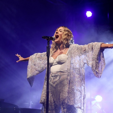 Νατάσσα Μποφίλιου: Για την πατριαρχία ως παθογένεια ενός σάπιου συστήματος μίλησε κατά τη διάρκεια συναυλίας της η γνωστή ερμηνεύτρια.