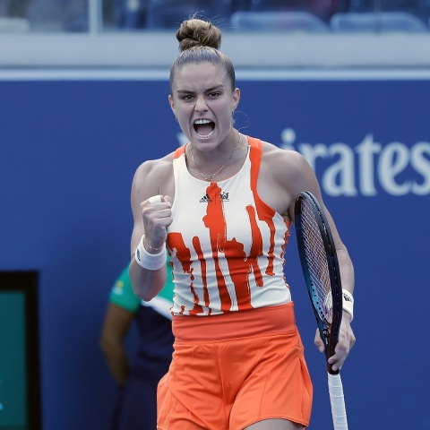 Parma Open: Η Μαρία Σάκκαρη επικράτησε έπειτα από ανατροπή με 2-1 σετ της Αράντσα Ρους και συνεχίζει με στόχο τη διάκριση.