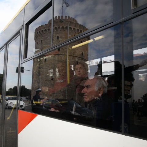 Βία άσκησε επιβάτης σε οδηγό λεωφορείου του ΟΑΣΘ στη Θεσσαλονίκη: Επενέβη η Αστυνομία - μεταφέρθηκε στο νοσοκομείο το θύμα της επίθεσης. 