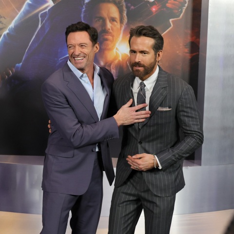 O Ράιαν Ρέινολντς ανακοίνωσε τη συμμετοχή του Χιου Τζάκμαν στο «Deadpool 3» με τον χιουμοριστικότερο τρόπο - Η κοινή τους εμφάνιση στο Twitter.