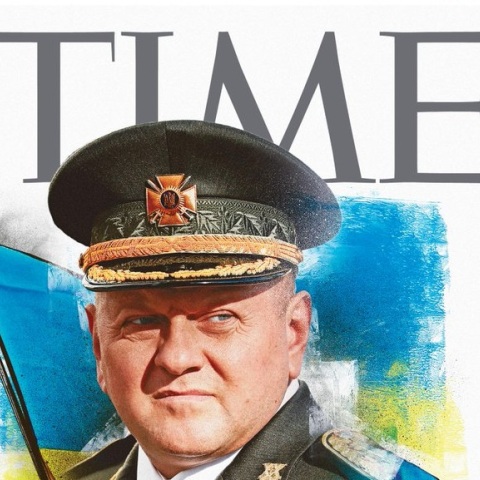 Βαλερί Ζαλούζνι: Ο «Σιδερένιος Στρατηγός» που έφερε την ανατροπή στο μέτωπο της Ουκρανίας έγινε εξώφυλλο στο περιοδικό TIME.