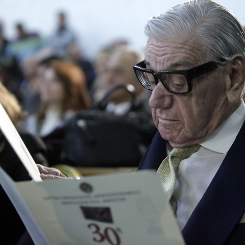 Με δημοτική δαπάνη έπειτα από απόφαση του Κώστα Μπακογιάννη θα πραγματοποιηθεί η κηδεία του Ζάχου Χατζηφωτίου - Είχε προσφέρει σημαντικές υπηρεσίες στην πόλη. 