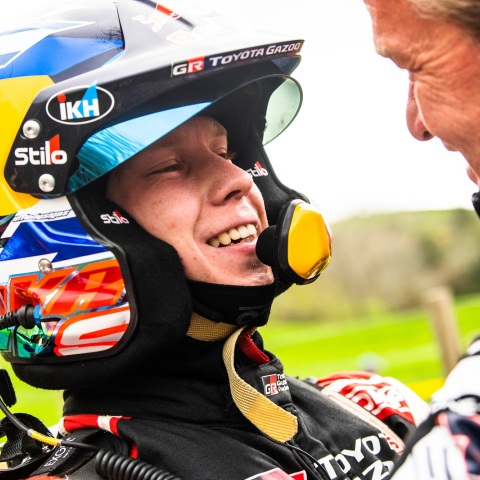 WRC: Σε ηλικία 22 ετών ο Kalle Rovanpera έγινε ο νεότερος πρωταθλητής μετά τη νίκη του στο Ράλλυ Νέας Ζηλανδίας, καταρρίπτοντας το ρεκόρ του Colin McRae από το 1995.