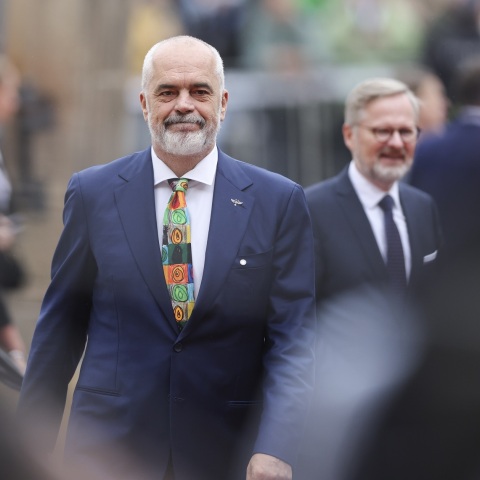 Αποκαλύψεις που προκαλούν αίσθηση από τον Έντι Ράμα - Μίλησε για λαθρεμπόριο εμβολίων κορωνοϊού με τη συνεργασία Αλβανίας - Ιταλικού ΥΠΕΞ και μυστικών υπηρεσιών.