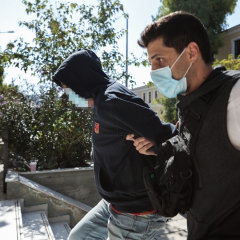 O 53χρονος βιαστής και προαγωγός της 12χρονης στον Κολωνό