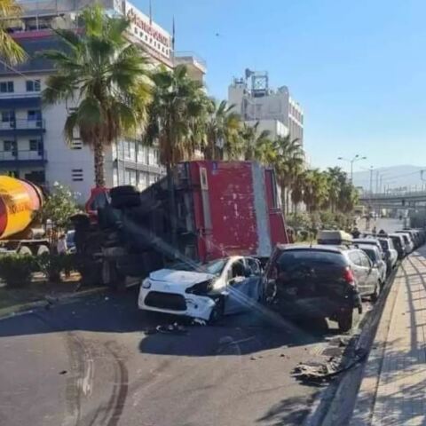 Τροχαίο ατύχημα στην παλιά Παραλιακή