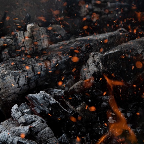 72χρονος σε ορεινό χωριό της δυτικής Αιγιαλείας έδωσε τέλος στη ζωή του: Βρέθηκαν χρησιμοποιημένα μαγκάλια στον χώρο, είχε κλείσει πόρτες και παράθυρα με ταινία.  