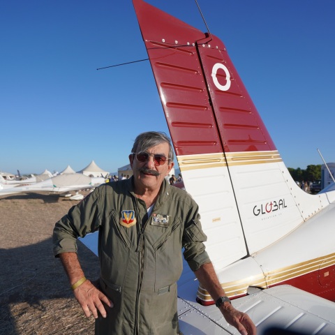 Ο Περικλής Βέργαδος, ελληνικής καταγωγής πιλότος της Αμερικανικής Πολεμικής Αεροπορίας που πολέμησε στο Βιετνάμ μίλησε για τα όσα έζησε στο πεδίο της μάχης.