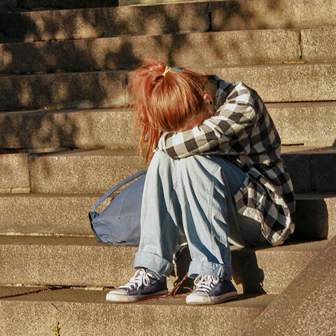 Κορίτσι κλαίει