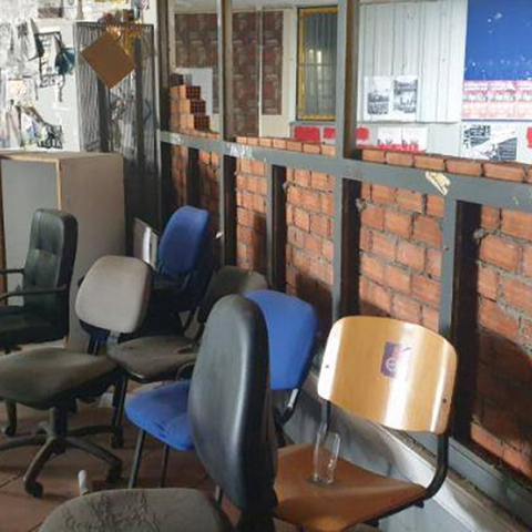 Φοιτητές πήγαν να χτίσουν τοίχο μέσα στο Πολυτεχνείο