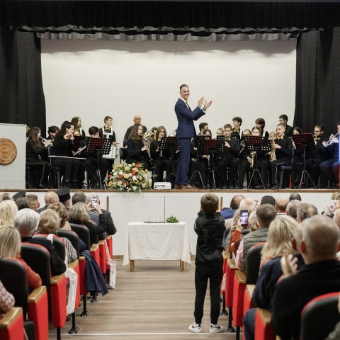 Παραδόθηκε στο κοινό ο ανανεωμένος Μουσικοφιλολογικός Σύλλογος Άρτας «Σκουφάς» - Οι παρεμβάσεις στο κτίριο πραγματοποιήθηκαν με δωρεά του Ιδρύματος Ωνάση. 