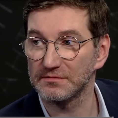 Διευθυντής ρωσικού δικτύου υποστήριξε on air ότι τα παιδιά της Ουκρανίας πρέπει να πνιγούν ή να καούν - Το Κίεβο χαρακτηρίζει το RT υποκινητή γενοκτονίας. 