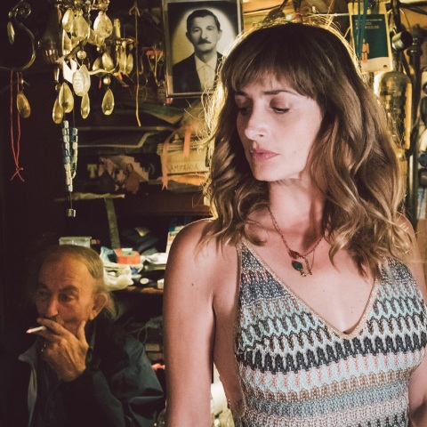 «Σεροτονίνη»: Η θεατρική μεταφορά του μυθιστορήματος του Μισέλ Ουελμπέκ επιστρέφει στη σκηνή του BIOS από τις 14 Νοεμβρίου, στη διασκευή των Elephas tiliensis. 