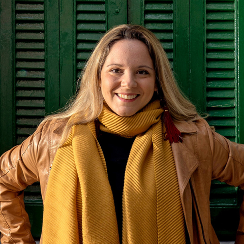 Ελένη Φωτίου, Ταξιδιωτική σύμβουλος για την Ελλάδα και την Ιταλία, διευθύντρια πωλήσεων Travel12 & mamakita.group