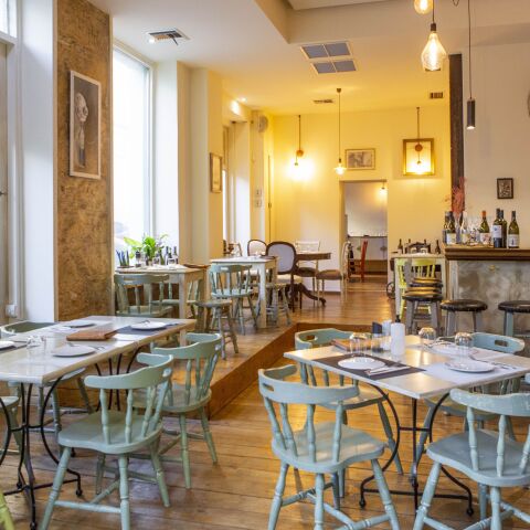 Retro Gastro Funky Taverna