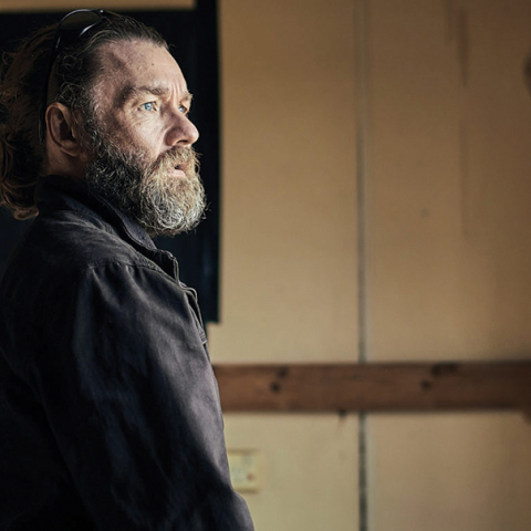 Κριτική ταινίας: Ο άγνωστος (The Stranger)