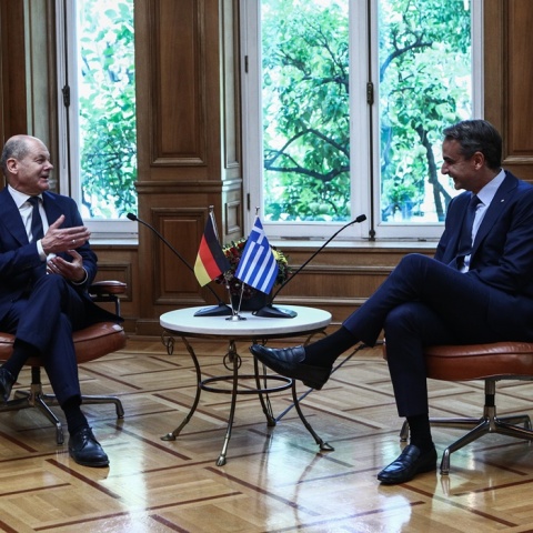 Κυριάκος Μητσοτάκης και Όλαφ Σολτς συναντήθηκαν στο Μέγαρο Μαξίμου