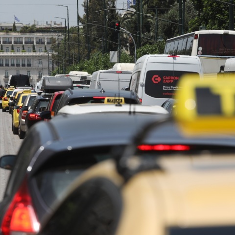 Απεργούν τα ταξί την Τετάρτη 9 Νοεμβρίου, έπειτα από απόφαση του συνδικάτου αυτοκινητιστών - Καλούν σε συγκέντρωση διαμαρτυρίας στα γραφεία του ΣΑΤΑ.