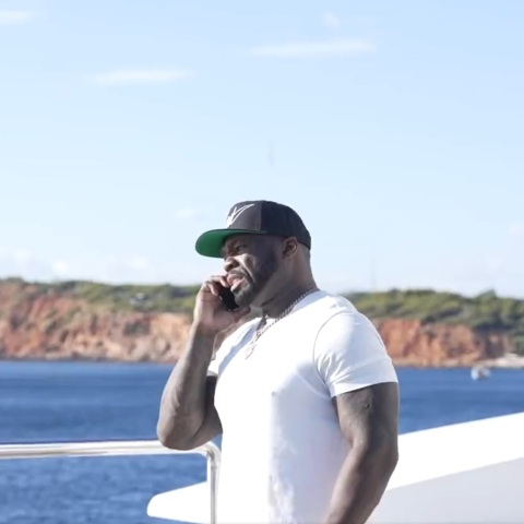 Με ανάρτησή του στα social media, ο διάσημος Αμερικανός ράπερ 50 Cent εξυμνεί τις ελληνικές ομορφιές έπειτα από την πολυπληθή συναυλία στο ΟΑΚΑ.