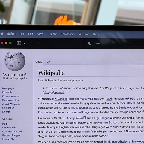 Ρωσικό δικαστήριο επέβαλε πρόστιμο στο ίδρυμα - ιδιοκτήτη της Wikipedia, το Wikimedia Foundation, για άρθρα σχετικά με τον πόλεμο στην Ουκρανία.