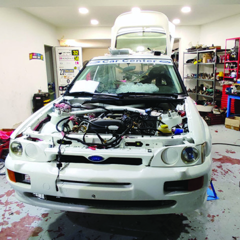 Ford Escort RS Cosworth της MLP 