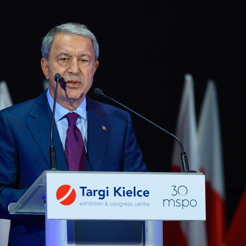 Ο υπουργός Άμυνας της Τουρκίας, Χουλουσί Ακάρ