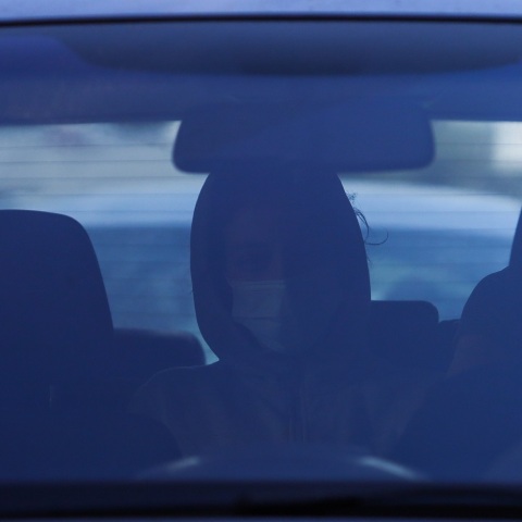 Κολωνός: Λύνει τη σιωπή της η μητέρα της 12χρονης - Συνεχίζει να αρνείται όλες τις κατηγορίες που της αποδίδονται: Τι λέει μέσα από τη φυλακή.