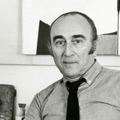 Γιάννης Μόραλης: Στο εργαστήριό του με τα έργα του Το κορίτσι που ζωγραφίζει (1971) και Θησείον Α (1963), Αθήνα 1975 περ.