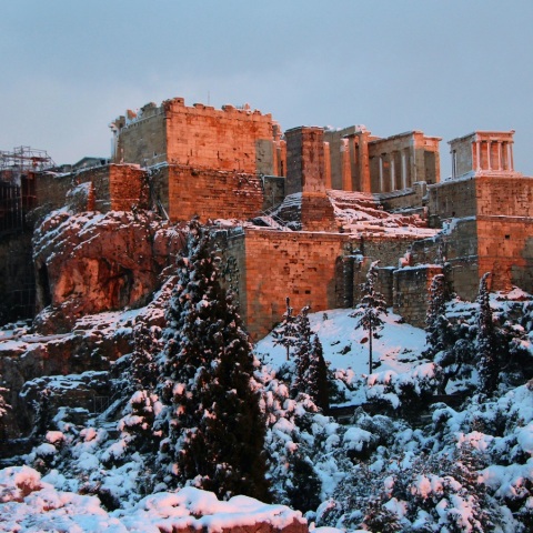 Καιρός - Σάκης Αρναούτογλου: Έρχονται χιόνια με μεγάλη πτώση της θερμοκρασίας, στα λευκά θα ντυθούν τα χιονοδρομικά κέντρα.