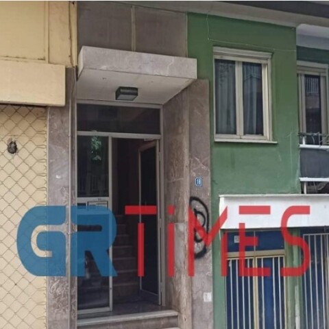 Το σπίτι όπου έγινε το έγκλημα με θύμα τον 41χρονο στη Μενεμένη