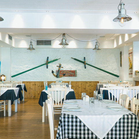 Ε/Γ Ταξιδεύοντας