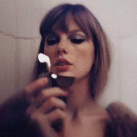 Taylor Swift: Πώς έσπασε όλα τα ρεκόρ με το νέο της άλμπουμ «Midnights» 