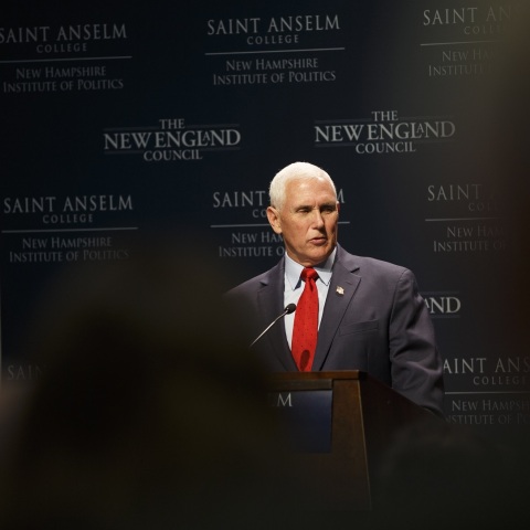 Οι ΗΠΑ θα έχουν «καλύτερες επιλογές στο μέλλον» από τον Ντόναλντ Τραμπ, υποστηρίζει ο πρώην αντιπρόεδρος Μάικ Πενς - Πιθανή και η δική του υποψηφιότητα. 