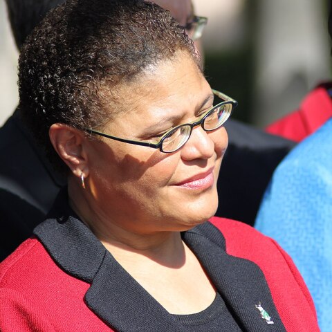 Κάρεν Μπας, η πρώτη γυναίκα δήμαρχος του Λος Άντζελες