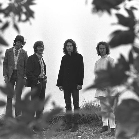 Διαγωνισμός Athens Voice 102.5: Κερδίστε το συλλεκτικό βινύλιο The Doors – «Paris Blues» που κυκλοφορεί στο πλαίσιο της φετινής Record Store Day Black Friday